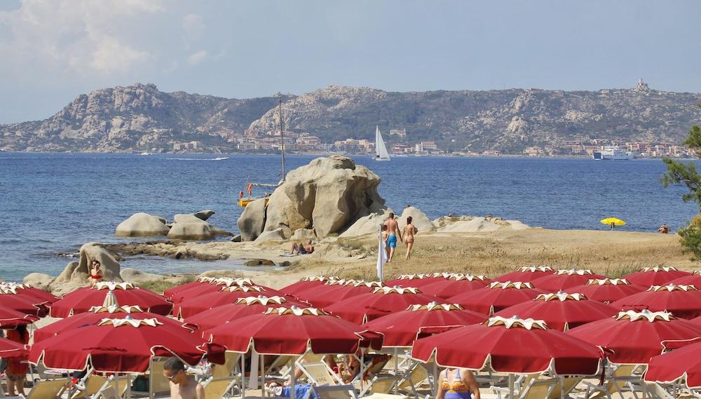 Club Esse Residence Capo D'Orso Palau Εξωτερικό φωτογραφία